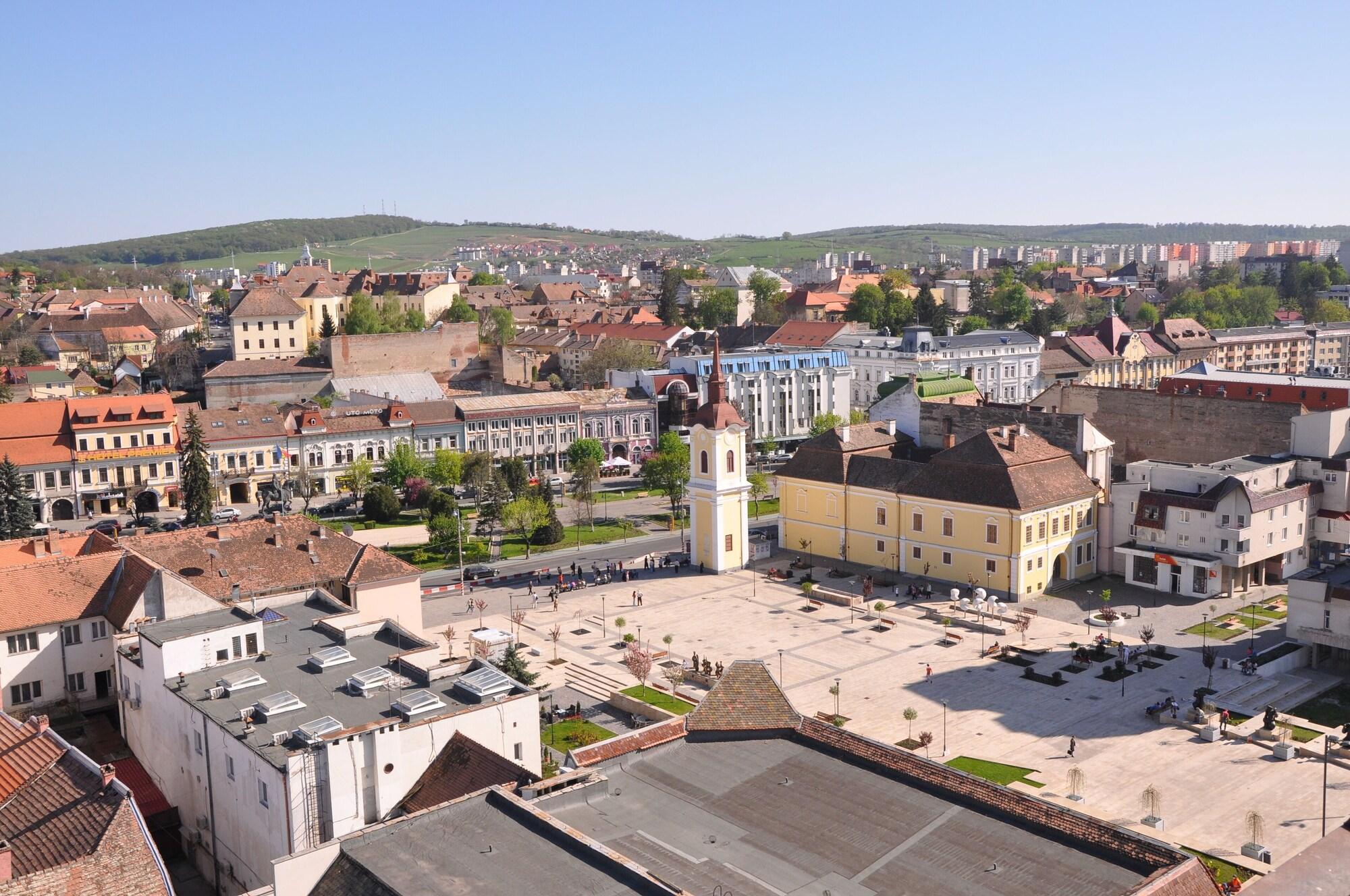 Continental Forum Tirgu Mures Marosvásárhely Kültér fotó